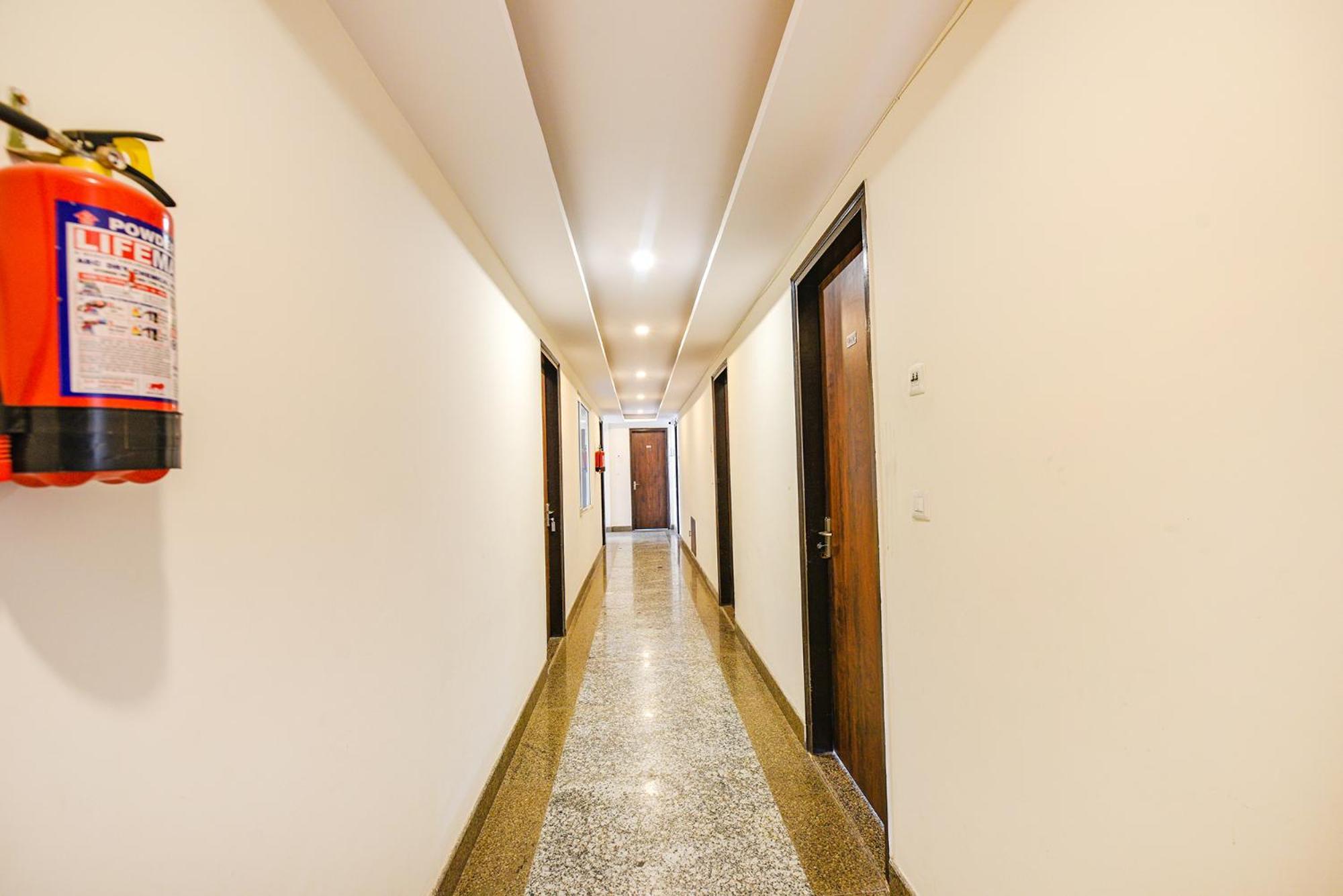 Fabhotel Jaswinder Bhawan Haridwar Bagian luar foto