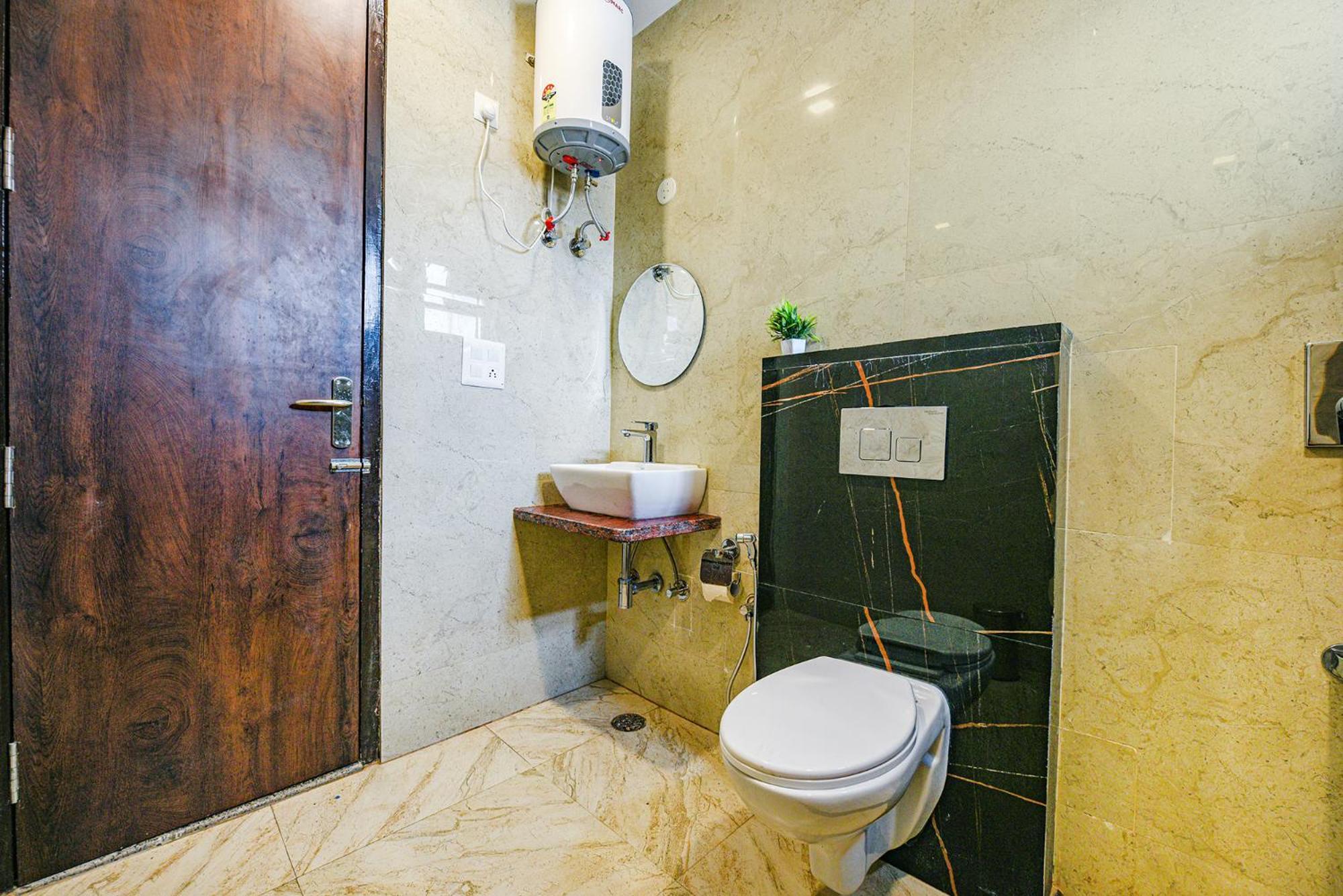 Fabhotel Jaswinder Bhawan Haridwar Bagian luar foto