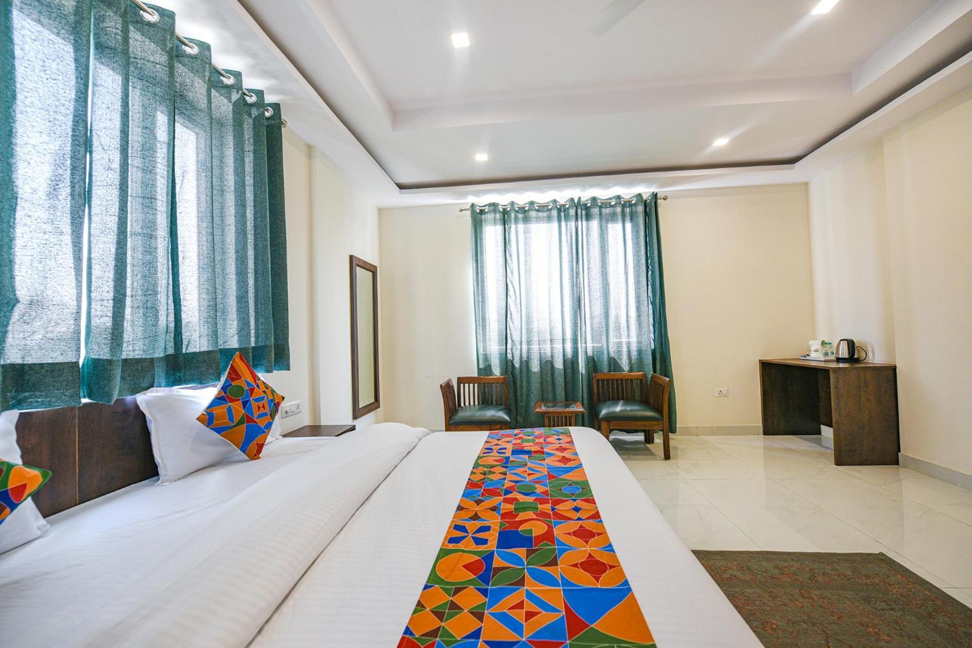 Fabhotel Jaswinder Bhawan Haridwar Bagian luar foto